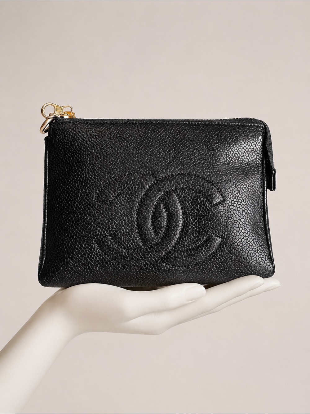 Vintage Chanel Timeless CC clutch bag in black caviar leather